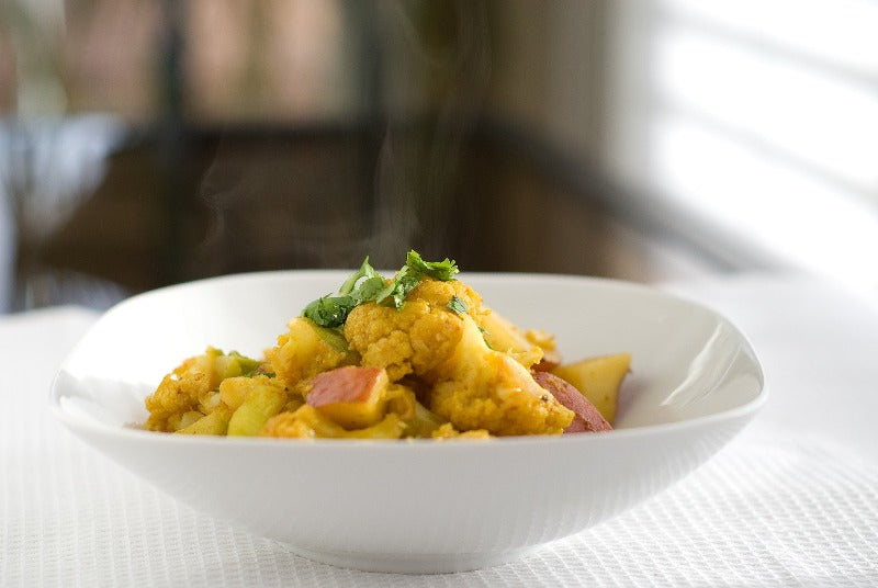 Jaswant's Kitchen Aloo Gobi (Potatoes & Cauliflower)