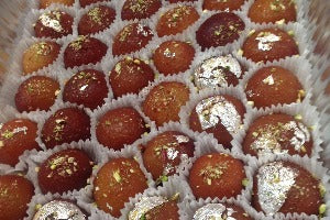 Jaswant's Kitchen Gulab Jamun recipe